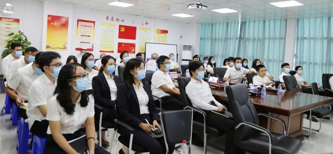 產服公司開展《習近平談治國理政》第三卷集中學習活動04 產服公司開展《習近平談治國理政》第三卷集中學習活動04